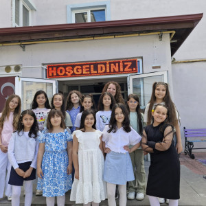 4C Sınıfı Kızları